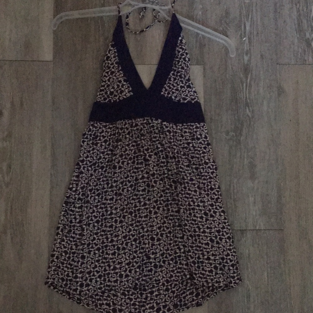 Halter tank top with pockets!